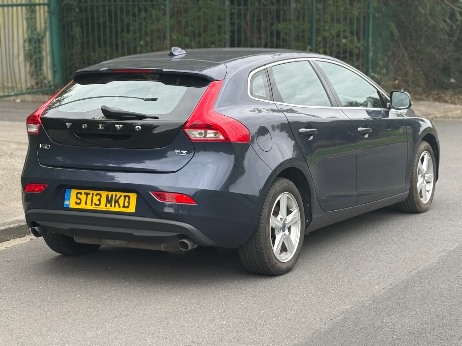 Used Volvo V40 2013 for sale - 76082854: Photo 8