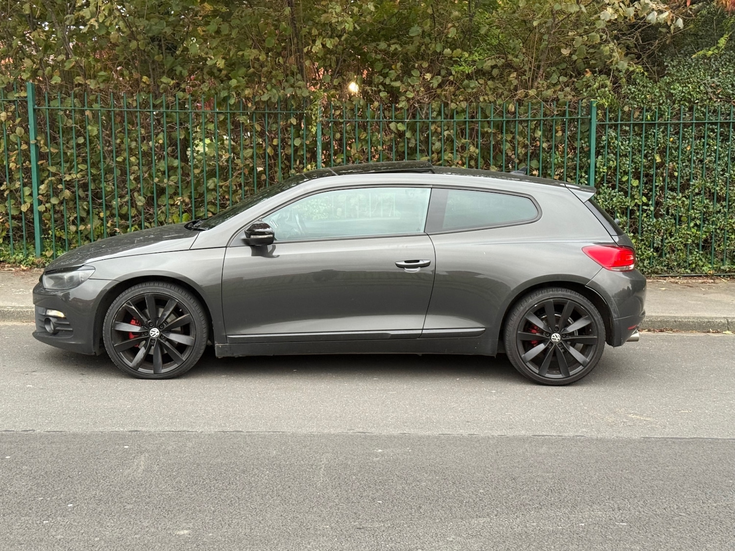 Used Volkswagen Scirocco 2010 for sale - 76197336: Photo 10