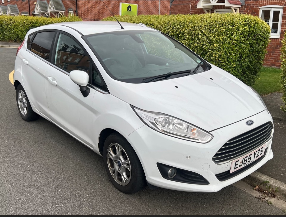 Used Ford Fiesta 2015 for sale - 76334042: Photo 1