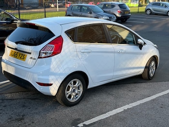 Used Ford Fiesta 2015 for sale - 76334042: Photo