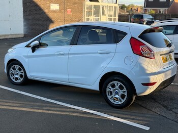 Used Ford Fiesta 2015 for sale - 76334042: Photo