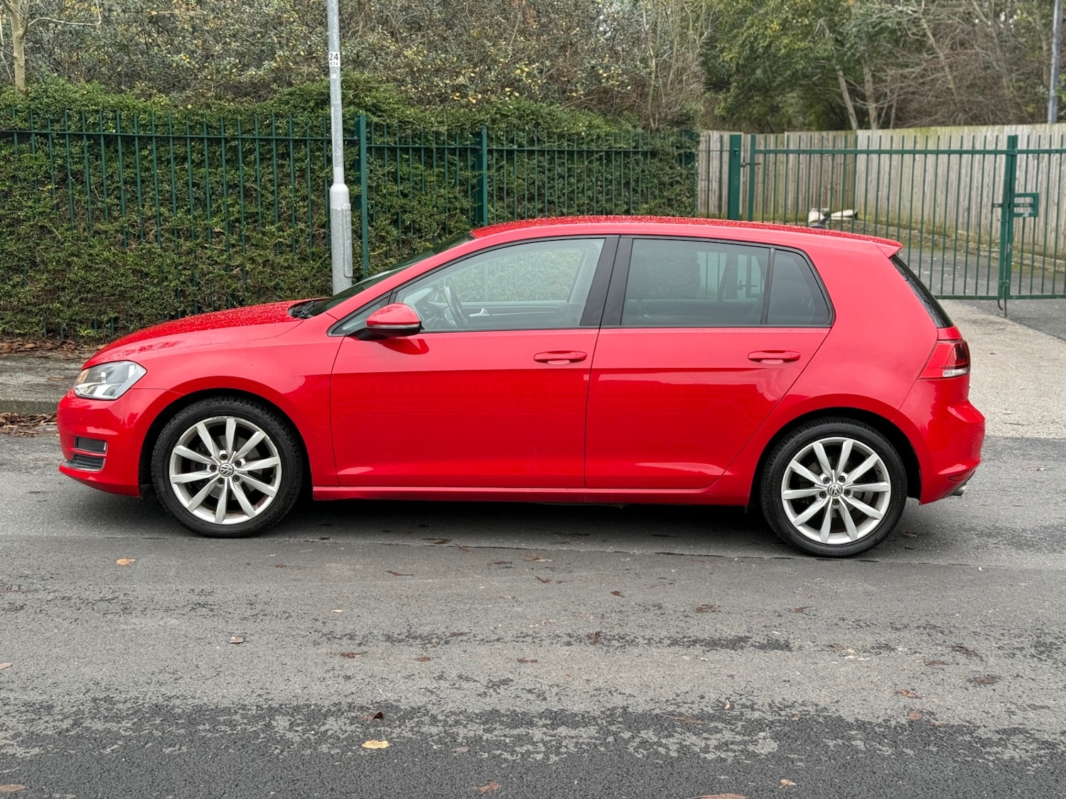 Used Volkswagen Golf 2014 for sale - 76644532: Photo 14