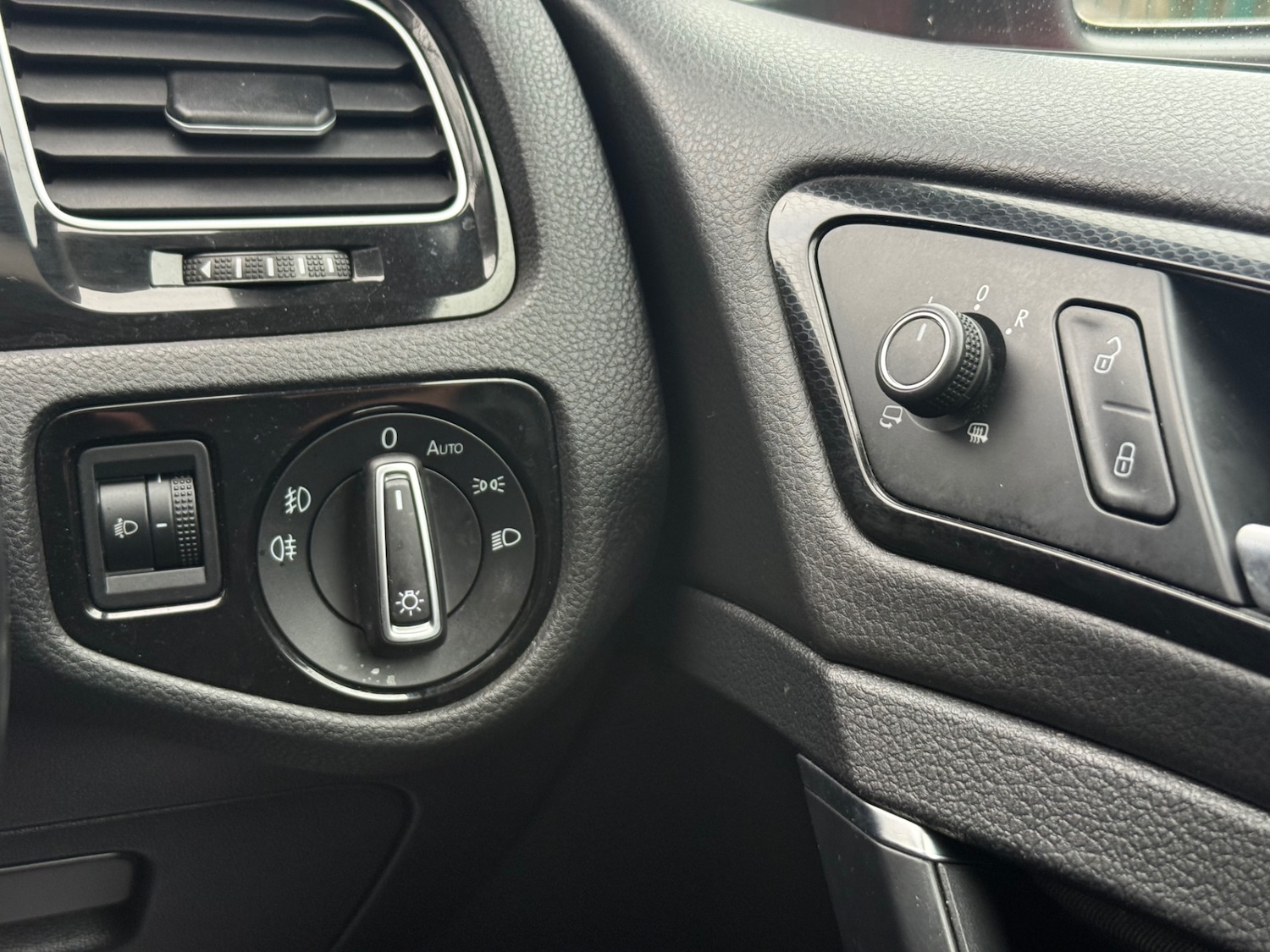 Used Volkswagen Golf 2014 for sale - 76644532: Photo 27