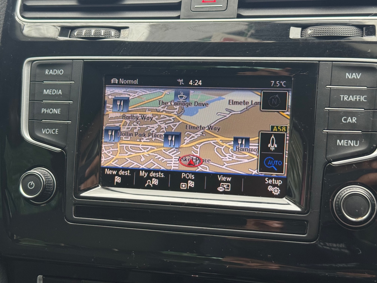 Used Volkswagen Golf 2014 for sale - 76644532: Photo 28