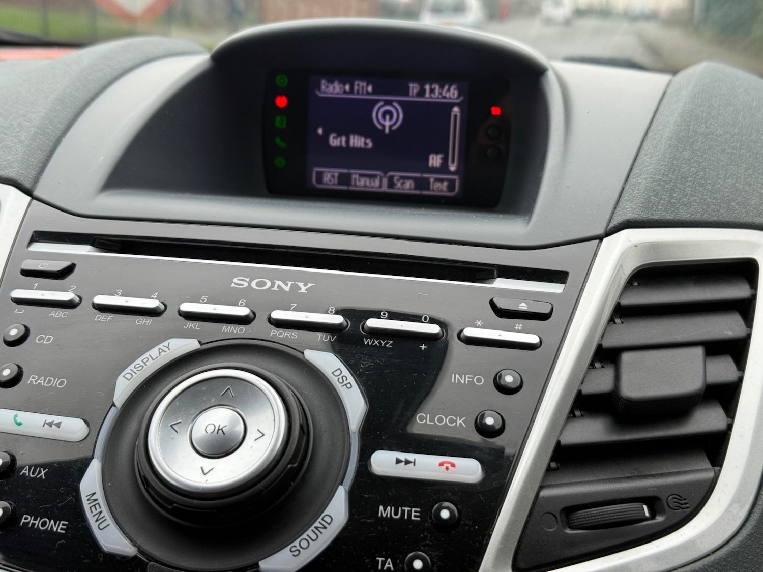 Used Ford Fiesta 2011 for sale - 77426210: Photo 21