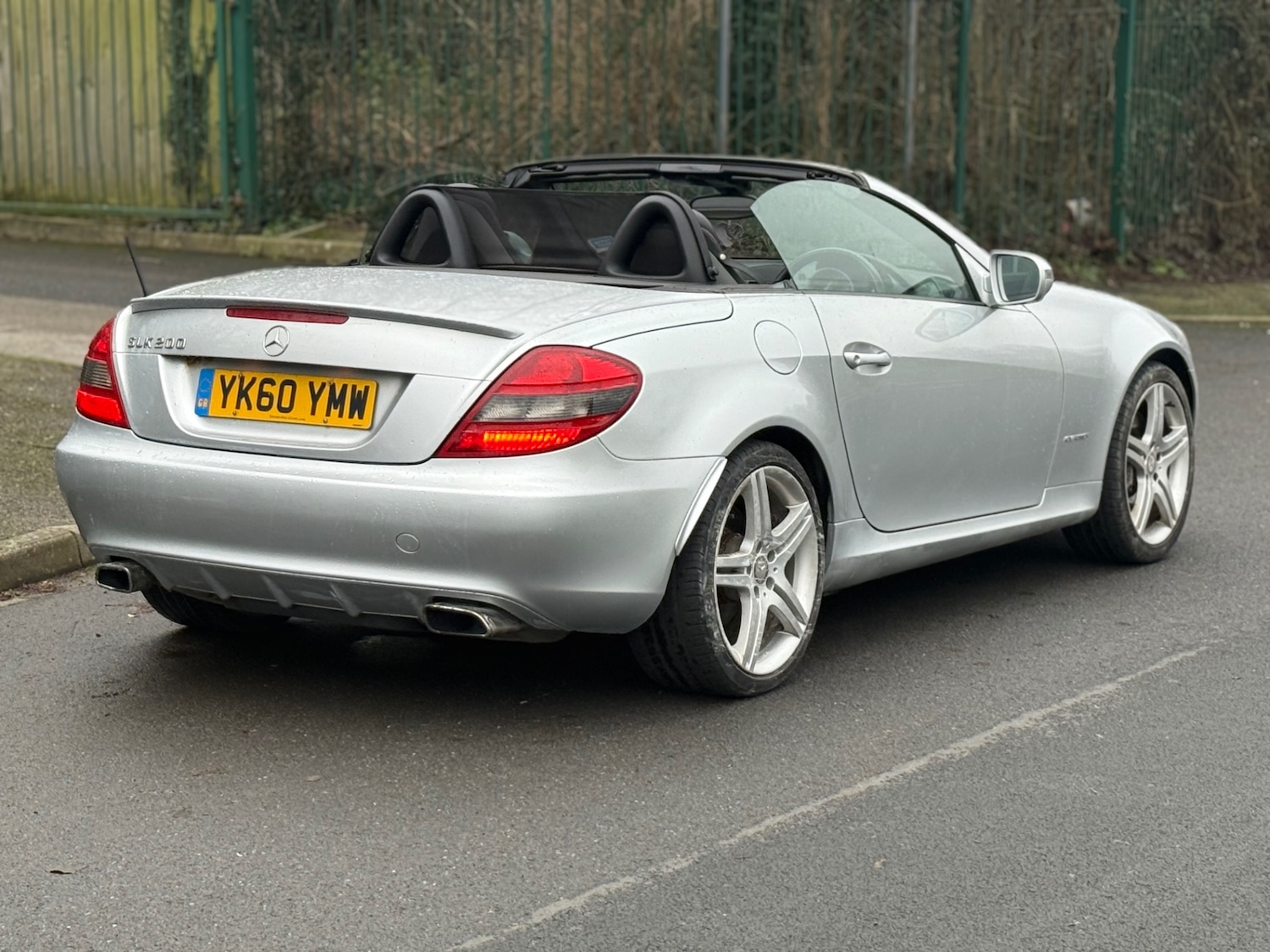 Used Mercedes-Benz SLK 2010 for sale - 77418226: Photo 18