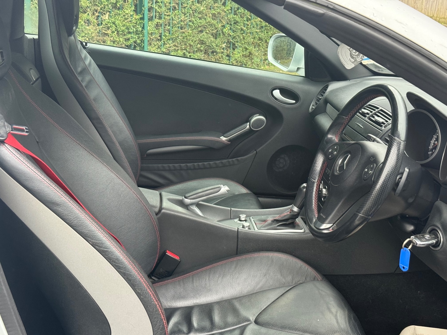 Used Mercedes-Benz SLK 2010 for sale - 77418226: Photo 22