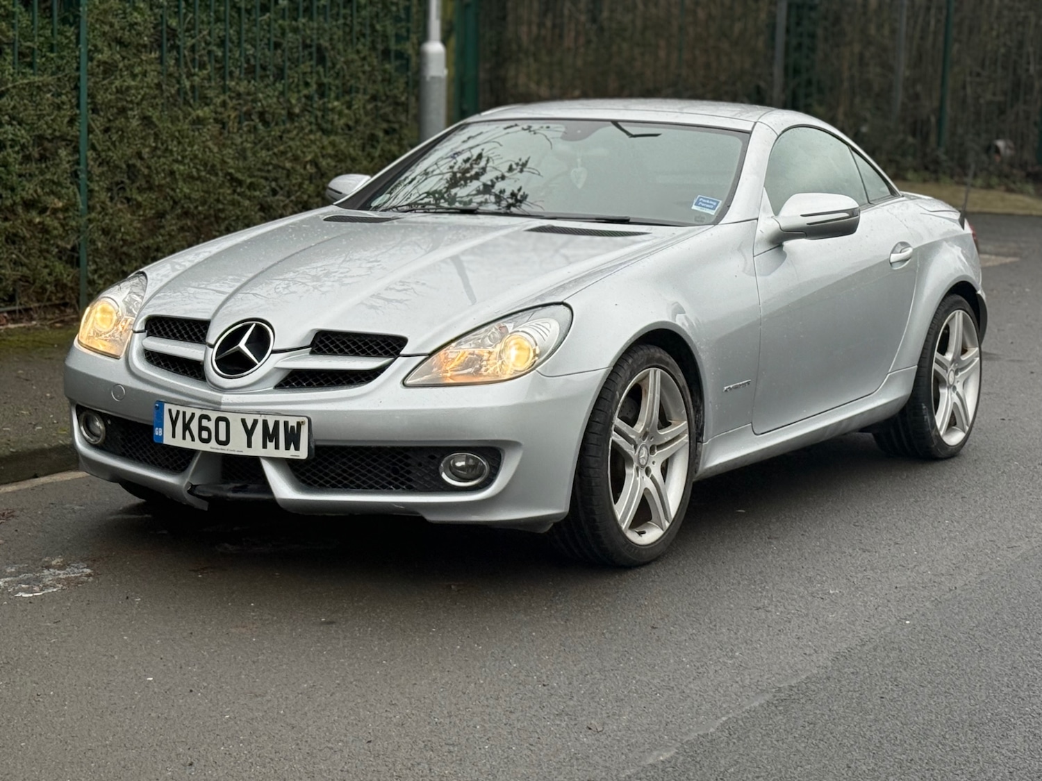 Used Mercedes-Benz SLK 2010 for sale - 77418226: Photo 5