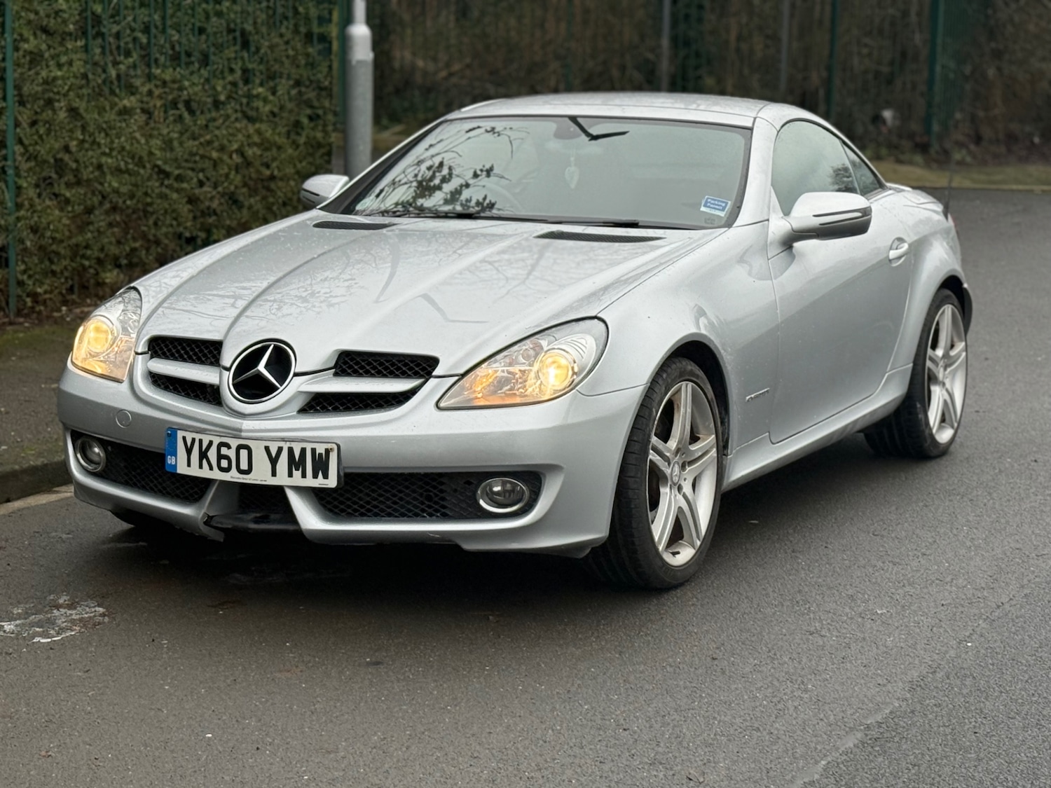 Used Mercedes-Benz SLK 2010 for sale - 77418226: Photo 9