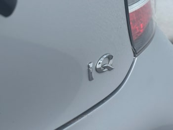 Used Toyota IQ 2010 for sale - 78533310: Photo