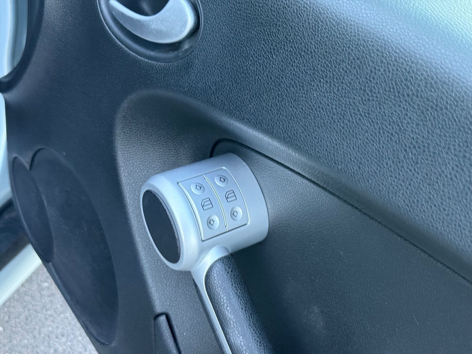 Used Mercedes-Benz SLK 2008 for sale - 76470772: Photo 15