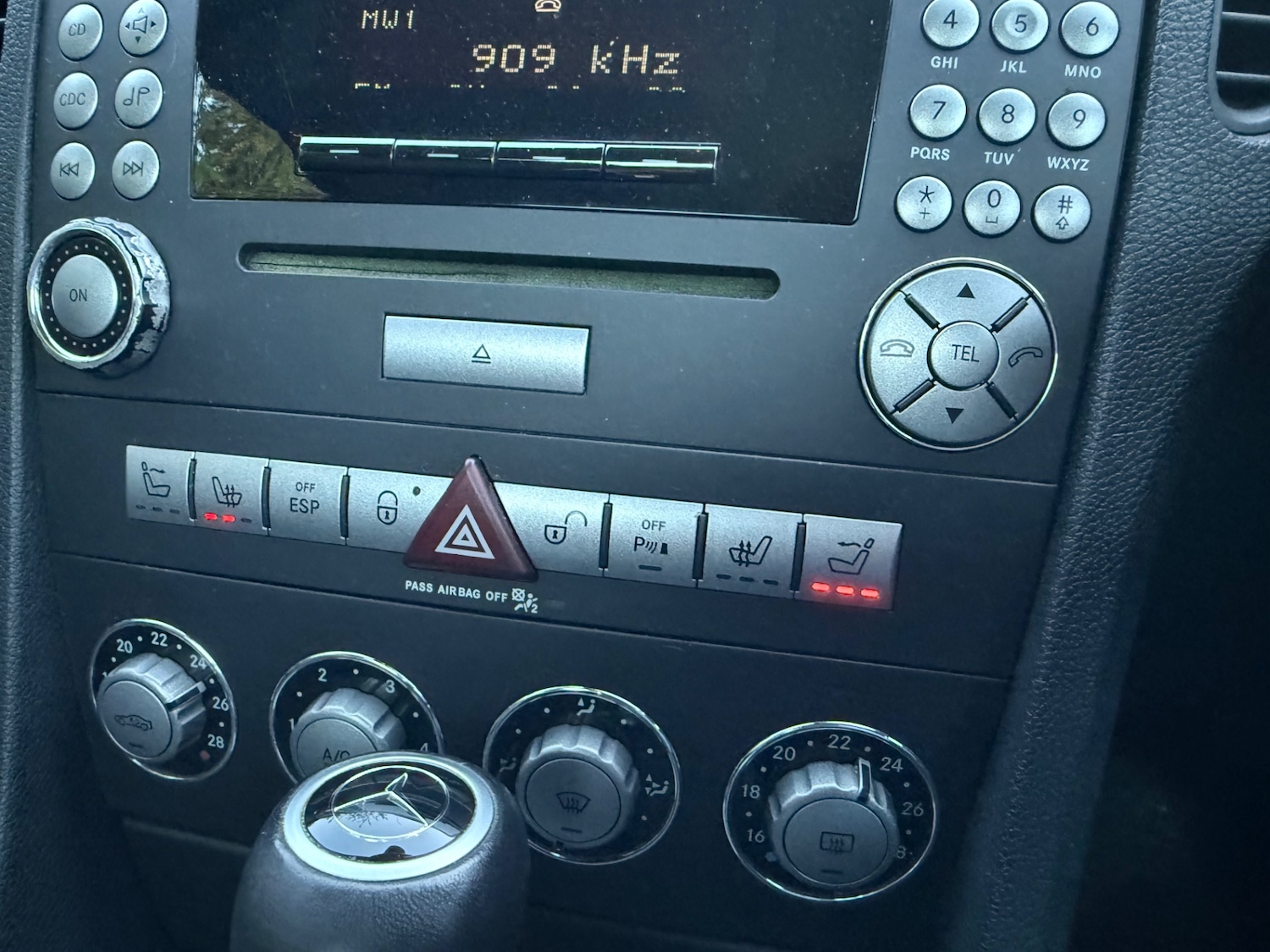 Used Mercedes-Benz SLK 2008 for sale - 76470772: Photo 17