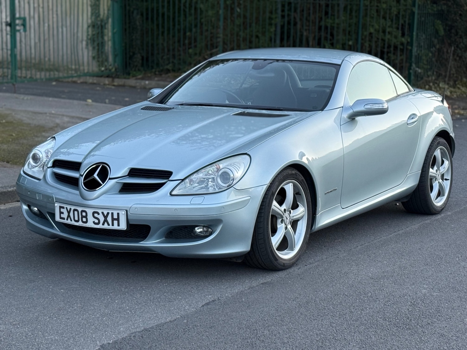 Used Mercedes-Benz SLK 2008 for sale - 76470772: Photo 6