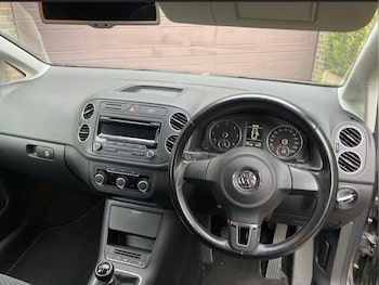 Used Volkswagen Golf Plus 2012 for sale - 77318438: Photo