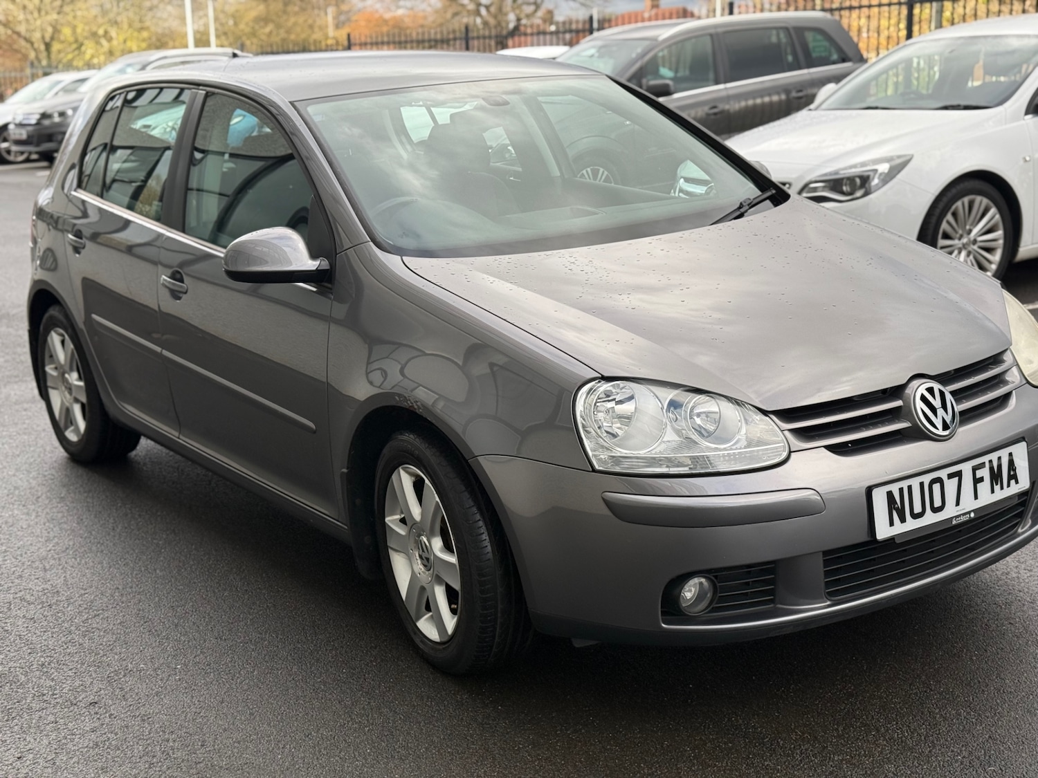 Used Volkswagen Golf 2007 for sale - 76571400: Photo 2
