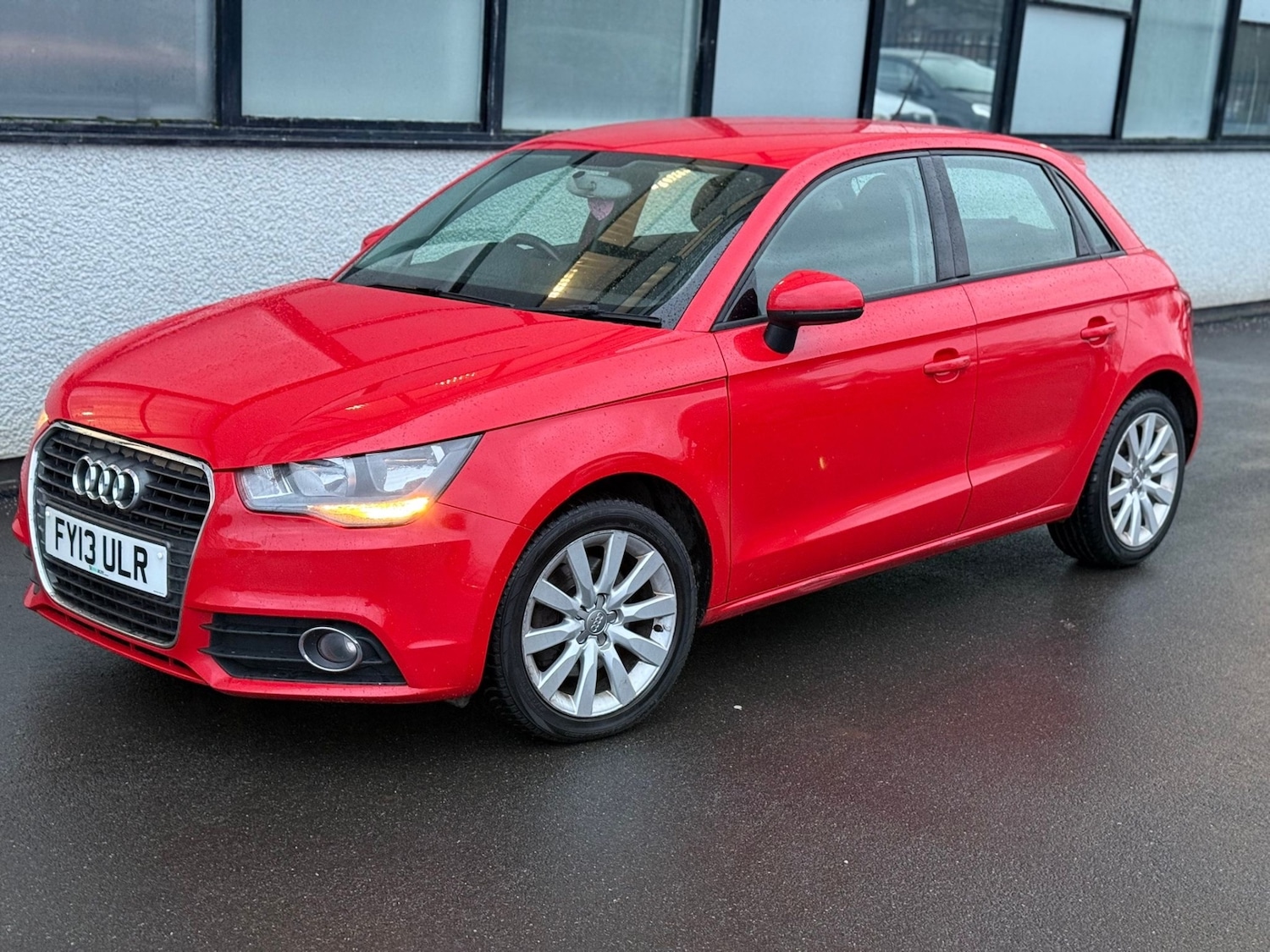 Used Audi A1 2013 for sale - 77001018: Photo 3