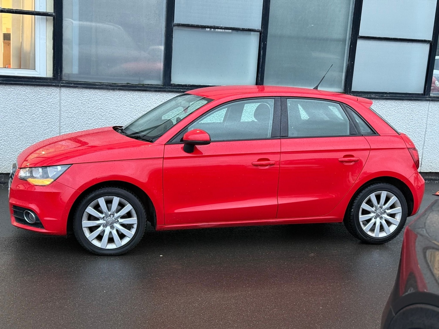 Used Audi A1 2013 for sale - 77001018: Photo 5