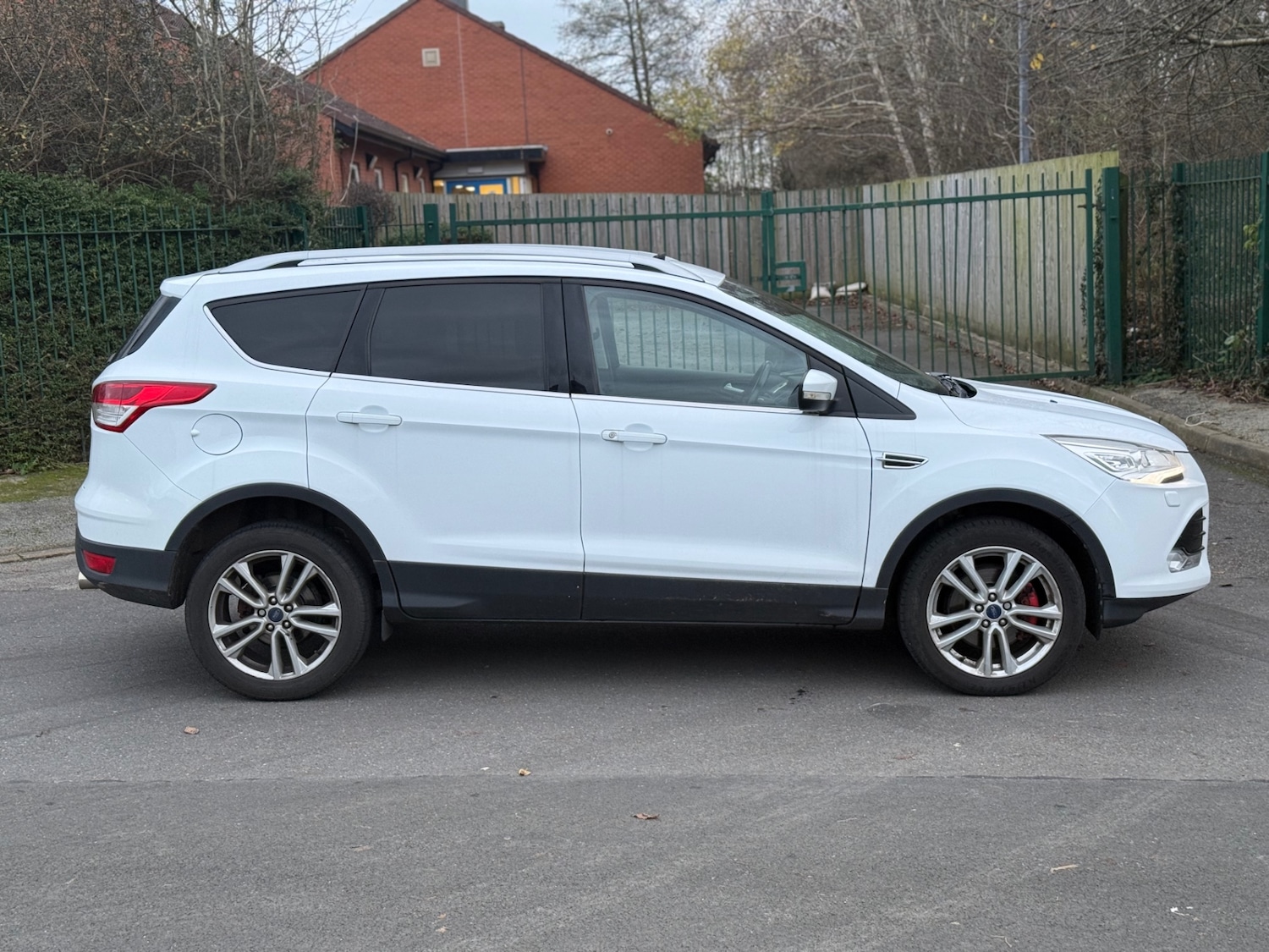 Used Ford Kuga 2015 for sale - 77052133: Photo 9