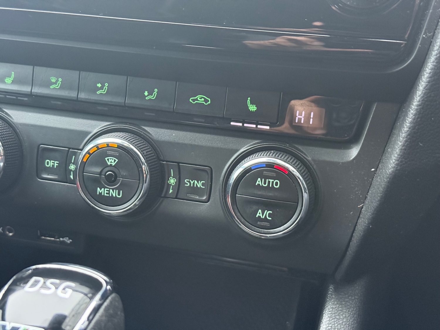 Used Skoda Octavia 2015 for sale - 77201515: Photo 29