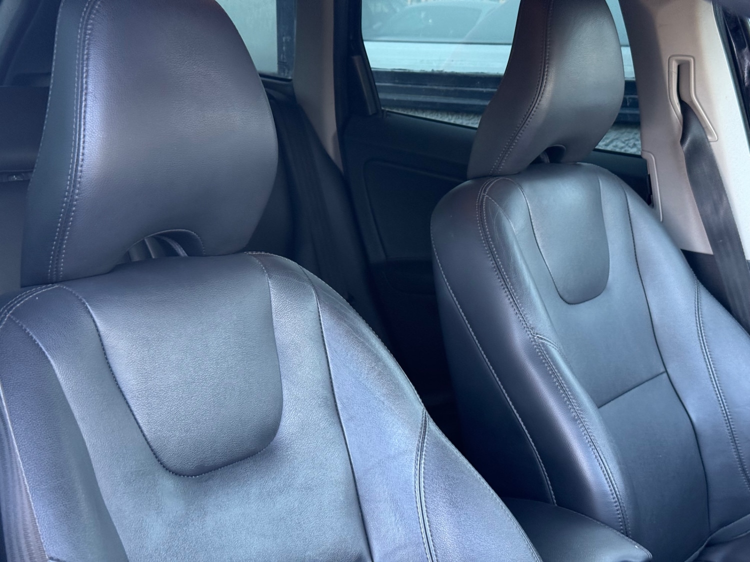 Used Volvo XC60 2015 for sale - 78053954: Photo 16