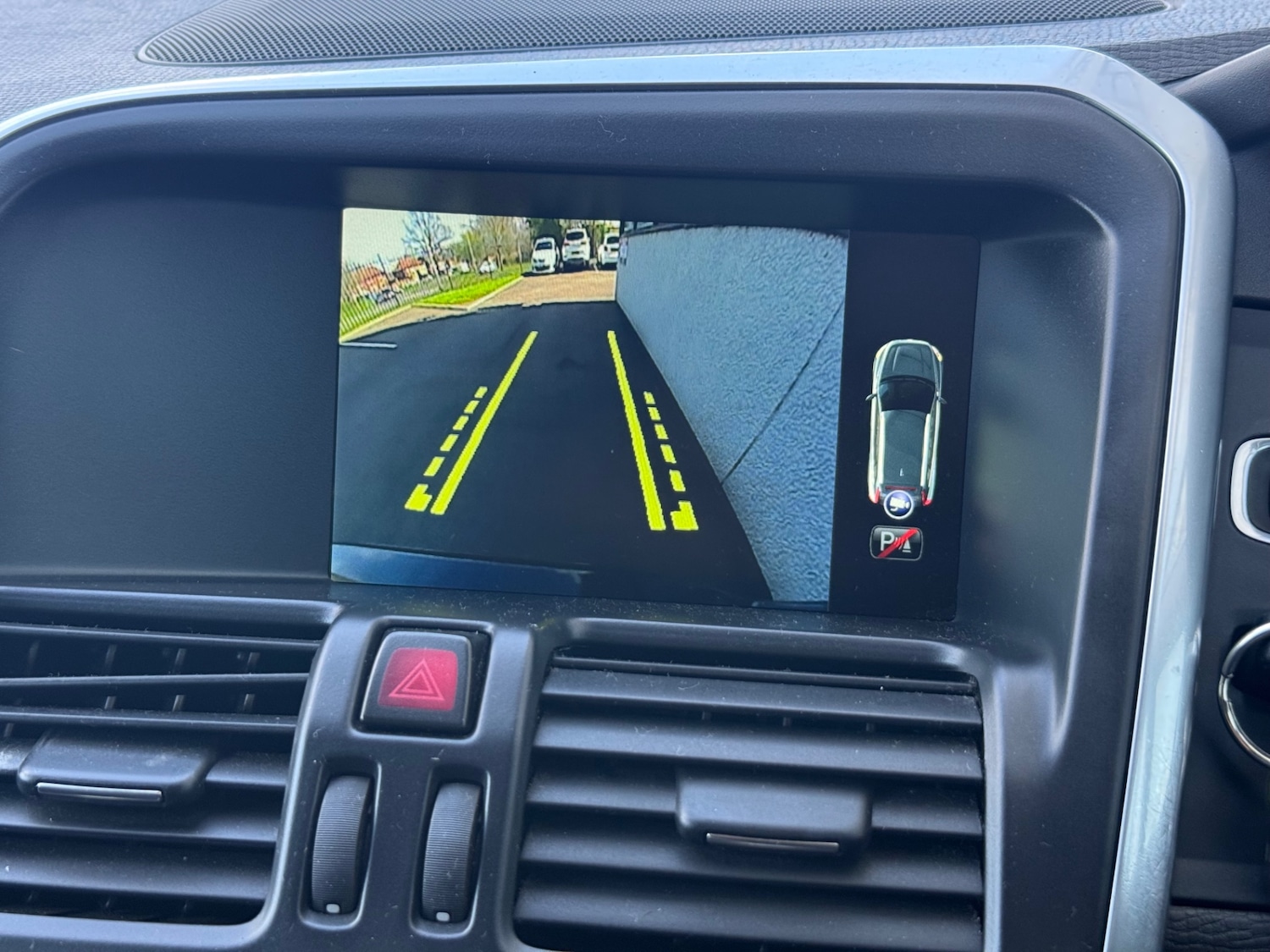 Used Volvo XC60 2015 for sale - 78053954: Photo 20