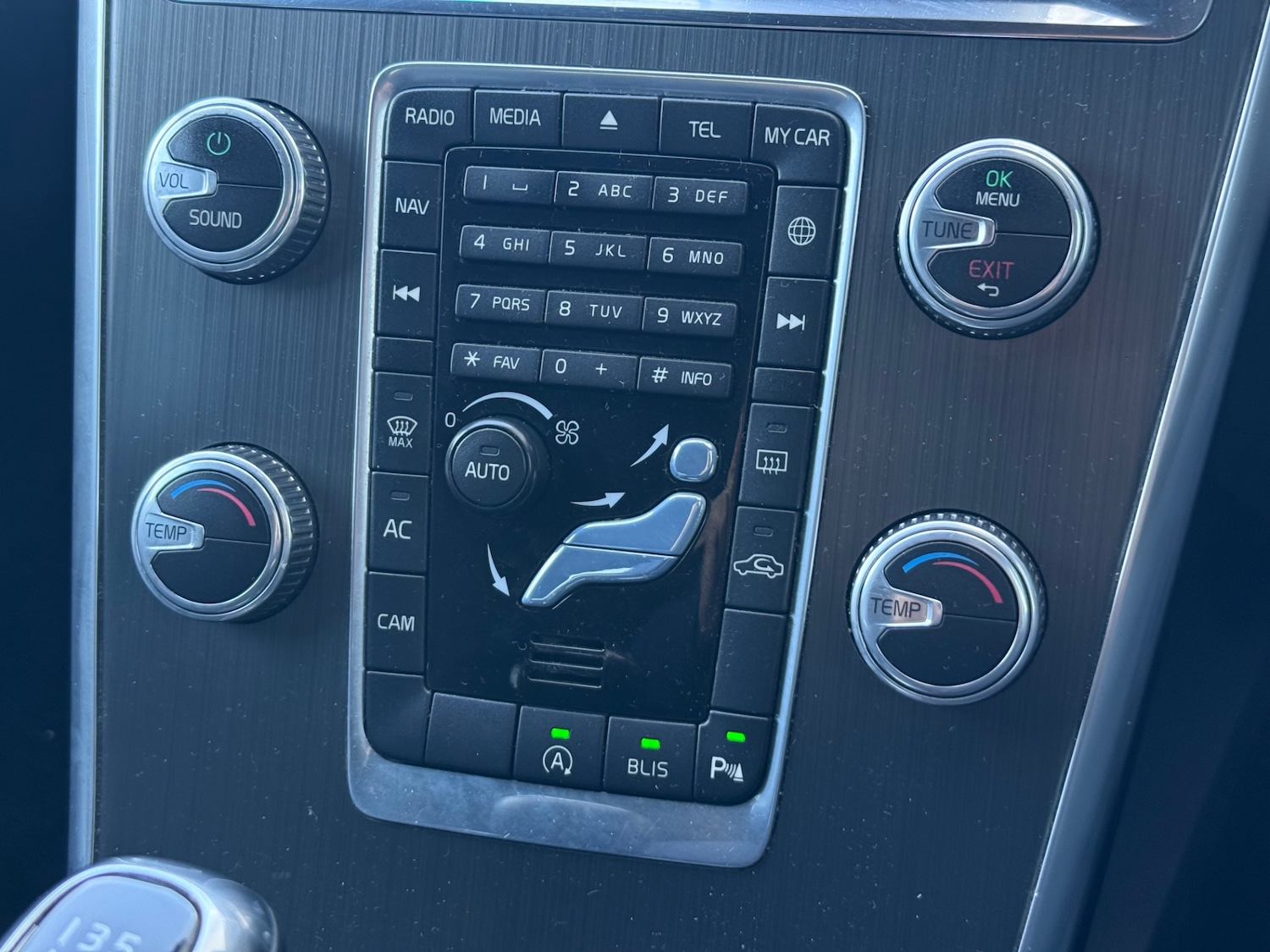 Used Volvo XC60 2015 for sale - 78053954: Photo 22