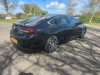 Used Vauxhall Insignia 2018 for sale - 78218204: Photo