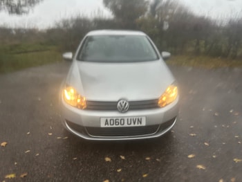 Used Volkswagen Golf 2010 for sale - 76844782: Photo