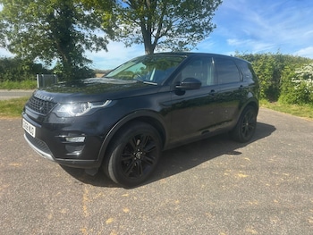 Used Land Rover Discovery Sport 2018 for sale - 78379923: Photo