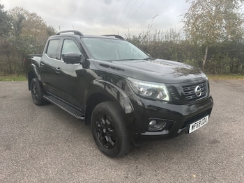 Used Nissan Navara 2019 for sale - 76641184: Photo