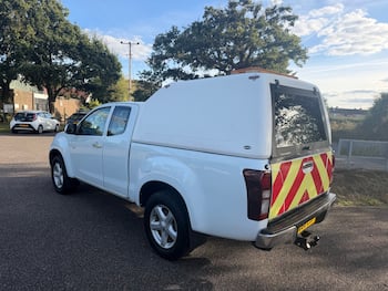 Used Isuzu D-Max 2016 for sale - 79802810: Photo