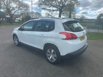 Used Peugeot 2008 2015 for sale - 78297733: Photo
