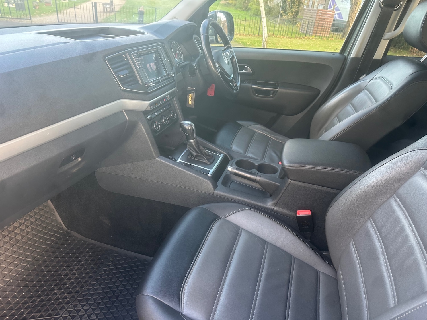 Used Volkswagen Amarok 2017 for sale - 76384940: Photo 10