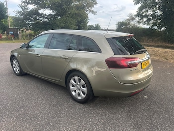 Used Vauxhall Insignia 2016 for sale - 75561880: Photo