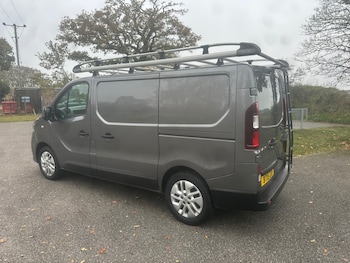 Used Renault Trafic 2015 for sale - 76518020: Photo
