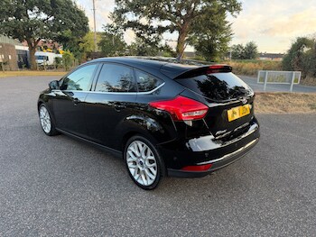 Used Ford Focus 2017 for sale - 79628661: Photo