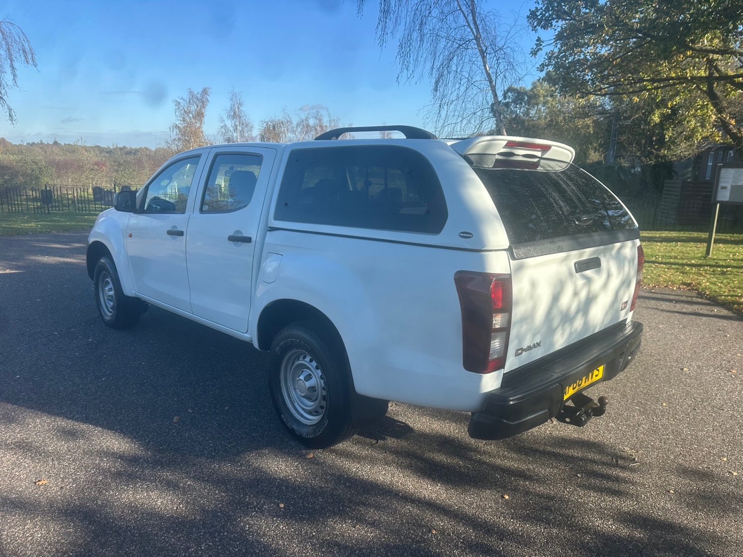 Used Isuzu D-Max 2019 for sale - 76611808: Photo 2