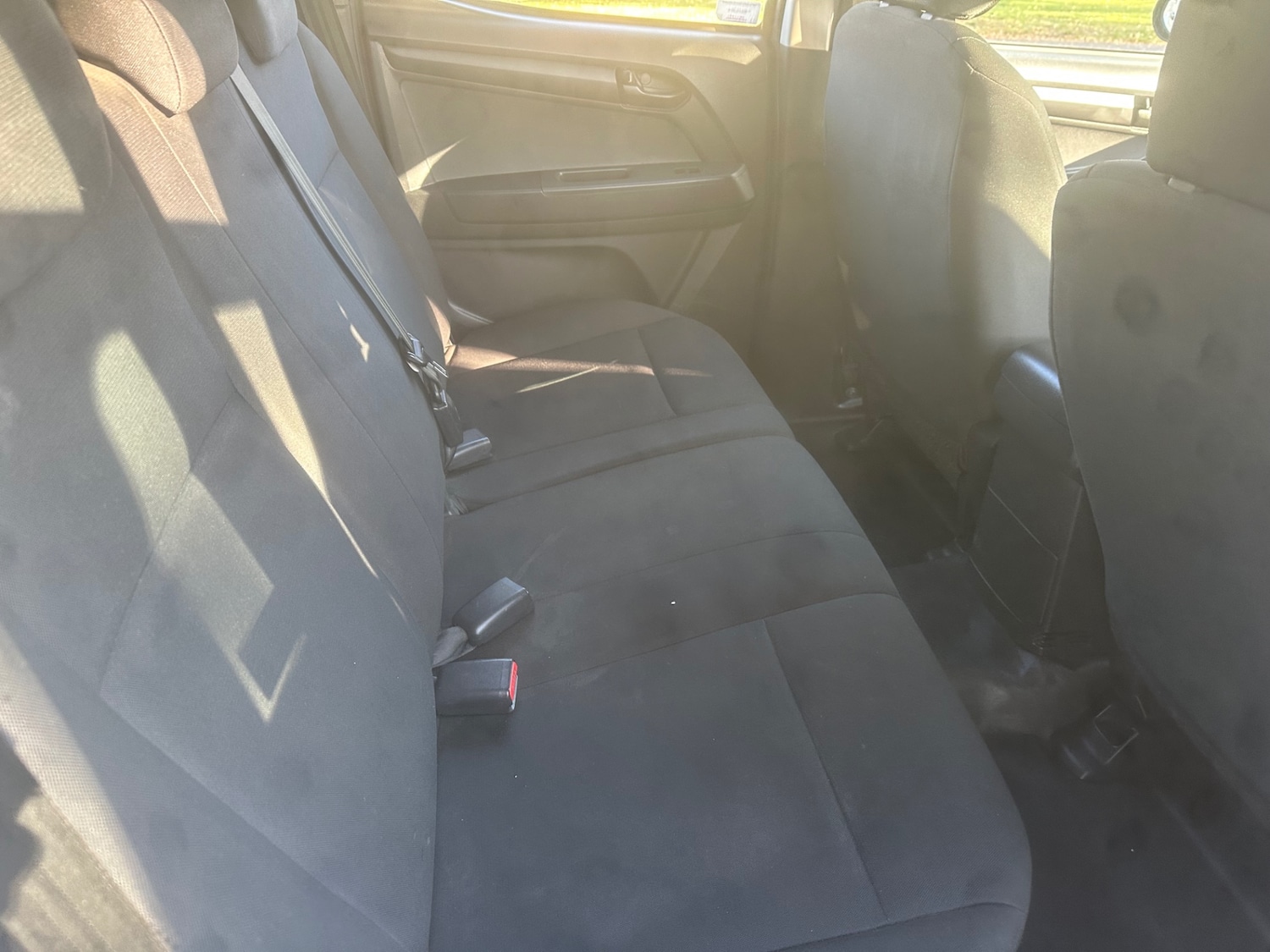 Used Isuzu D-Max 2019 for sale - 76611808: Photo 8