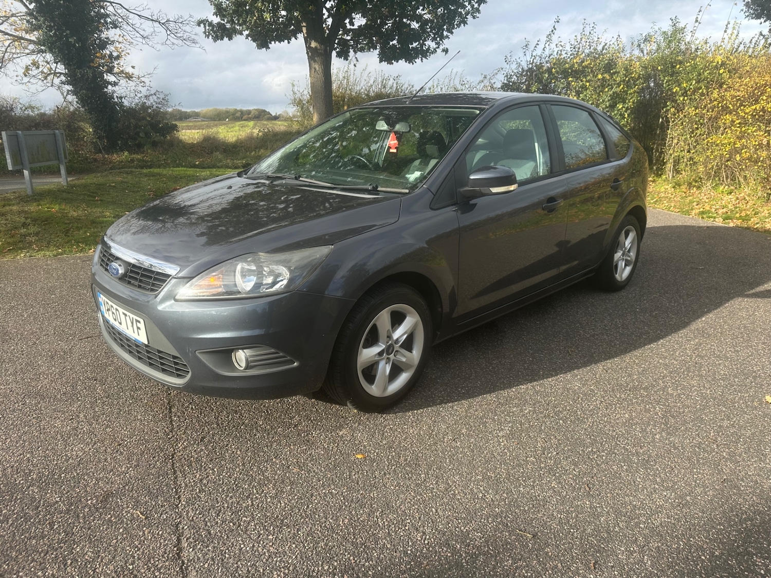 Used Ford Focus 2010 for sale - 76461403: Photo 2