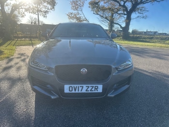 Used Jaguar XE 2017 for sale - 76757096: Photo