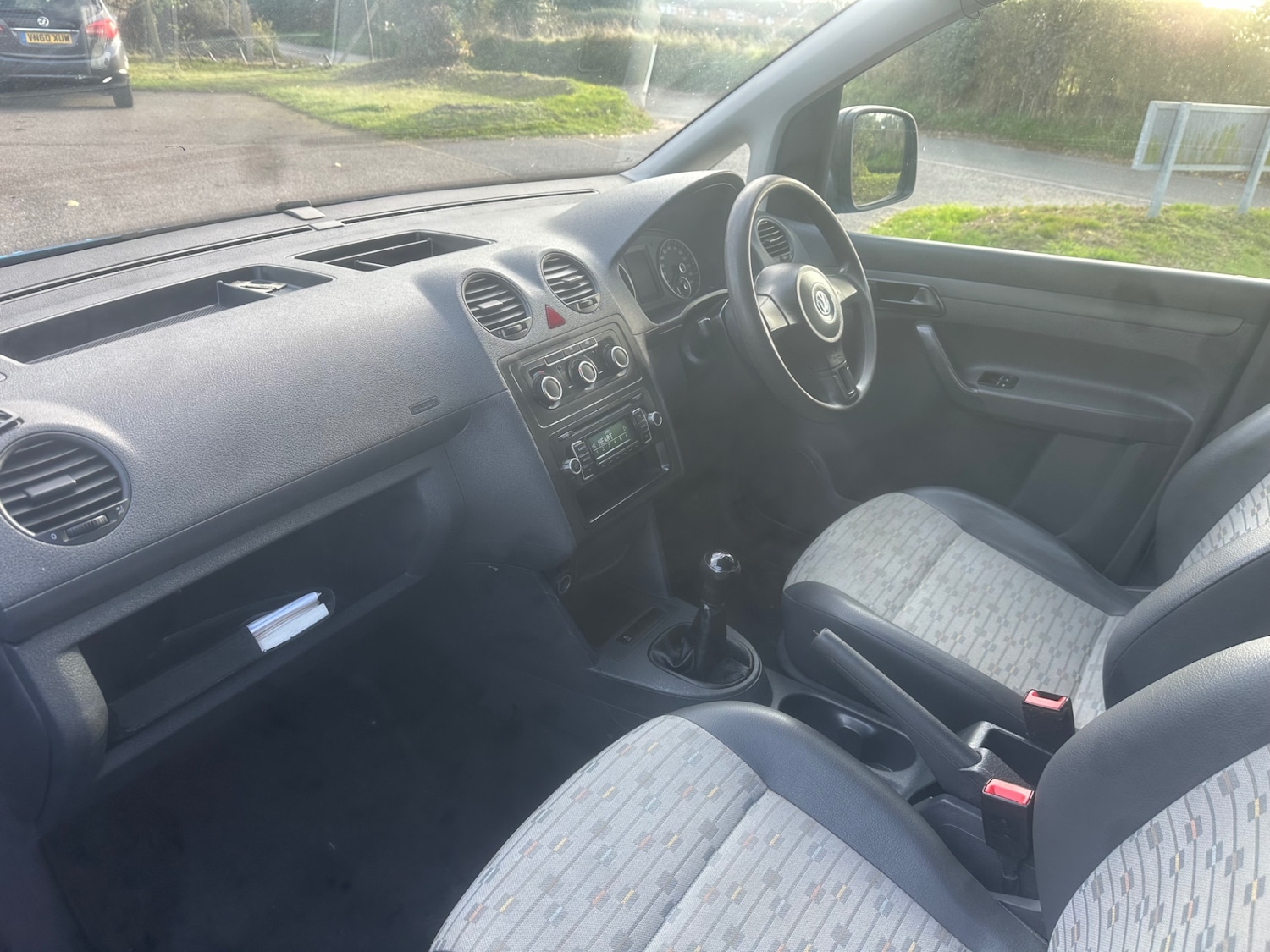 Used Volkswagen Caddy Maxi 2011 for sale - 76237381: Photo 5