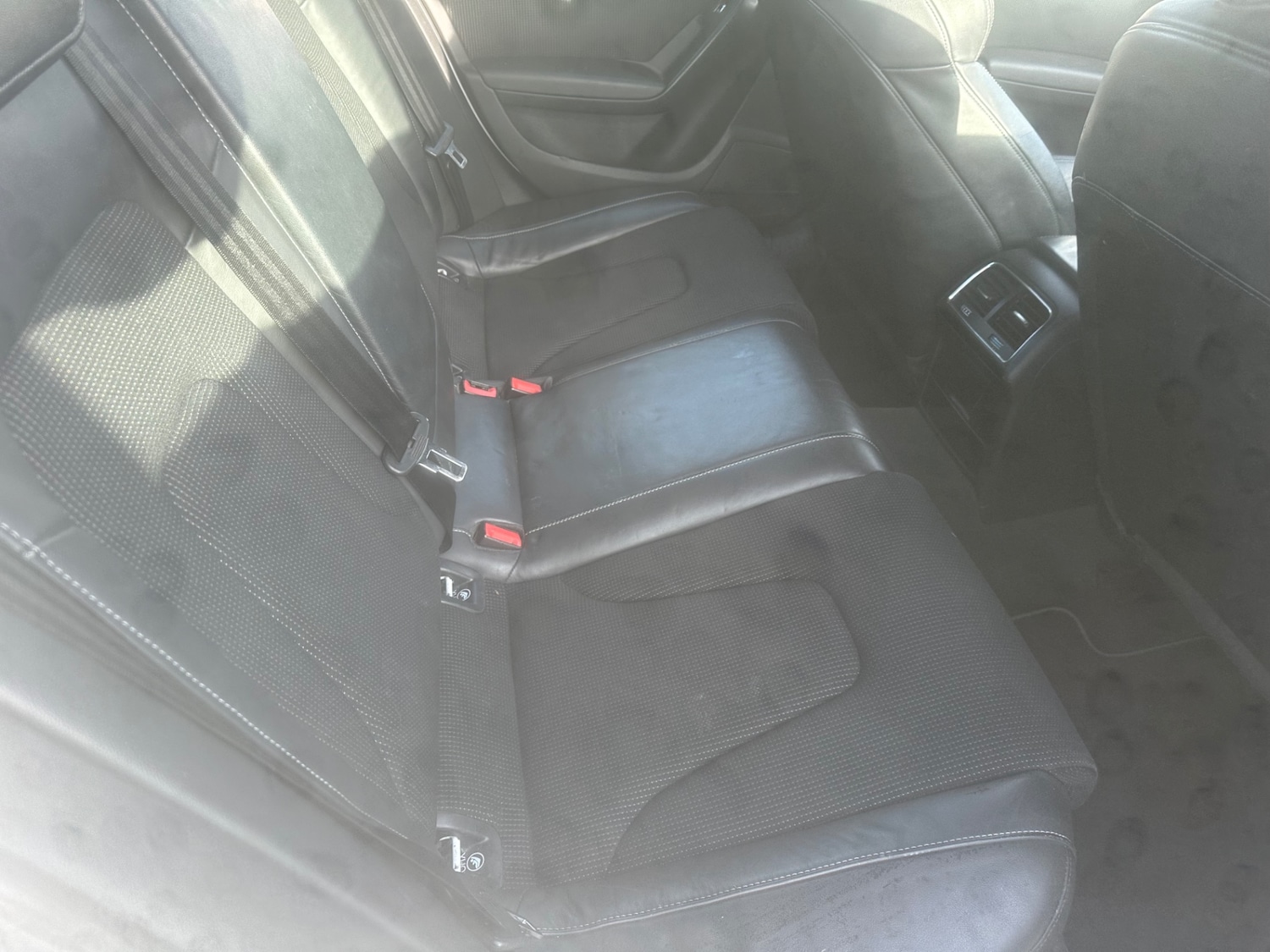 Used Audi A4 2012 for sale - 76911324: Photo 9