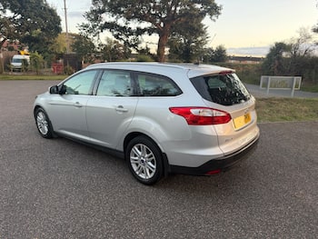 Used Ford Focus 2013 for sale - 79858862: Photo