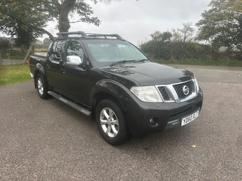 Used Nissan Navara 2010 for sale - 76212133: Photo