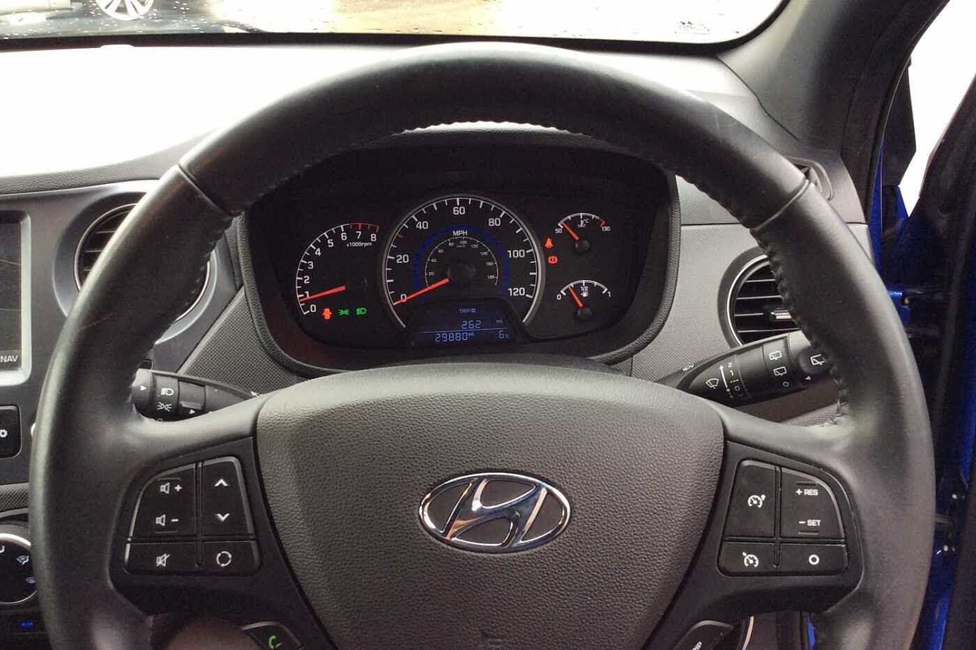 Used Hyundai i10 2018 for sale - 77358639: Photo 14