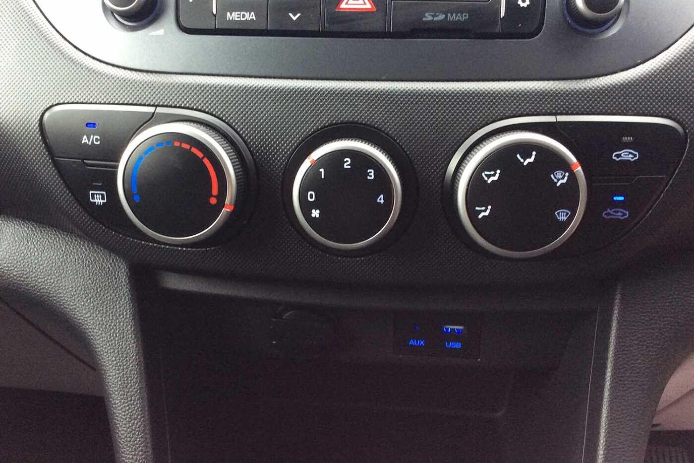 Used Hyundai i10 2018 for sale - 77358639: Photo 16