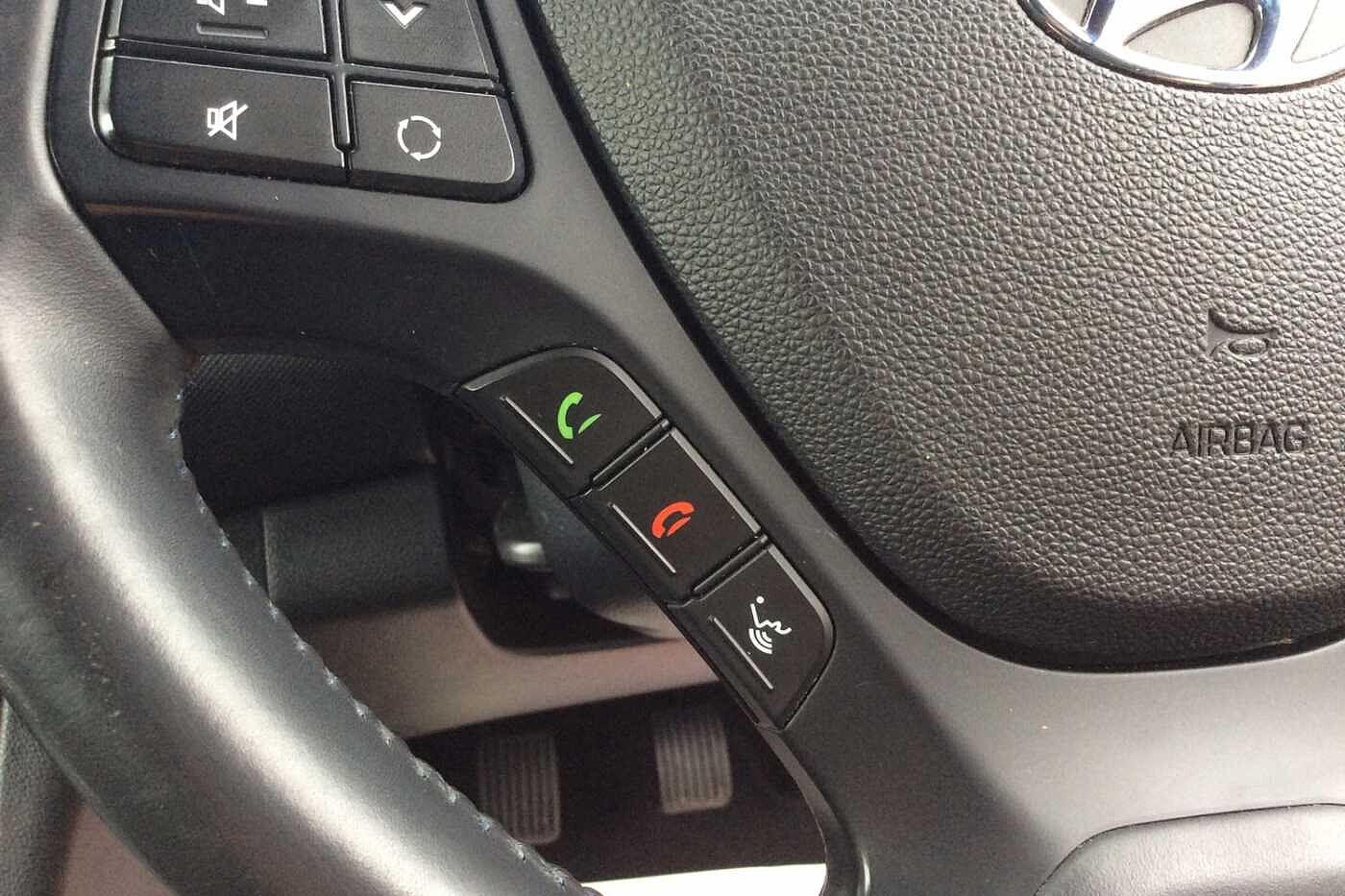 Used Hyundai i10 2018 for sale - 77358639: Photo 18