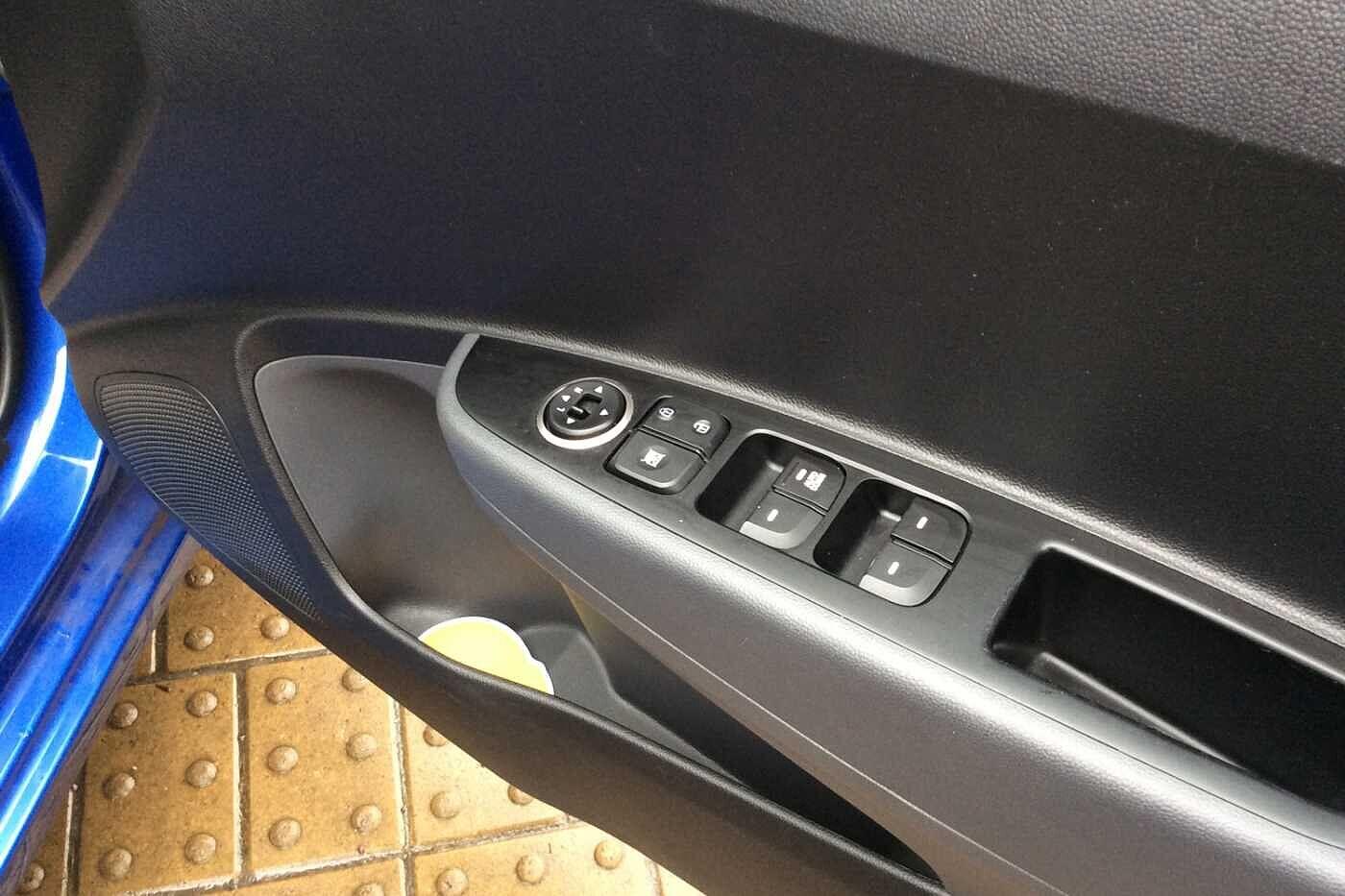 Used Hyundai i10 2018 for sale - 77358639: Photo 19