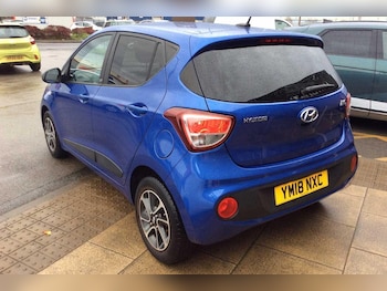 Used Hyundai i10 2018 for sale - 77358639: Photo