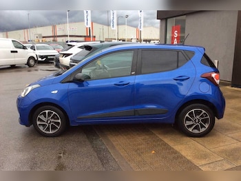 Used Hyundai i10 2018 for sale - 77358639: Photo
